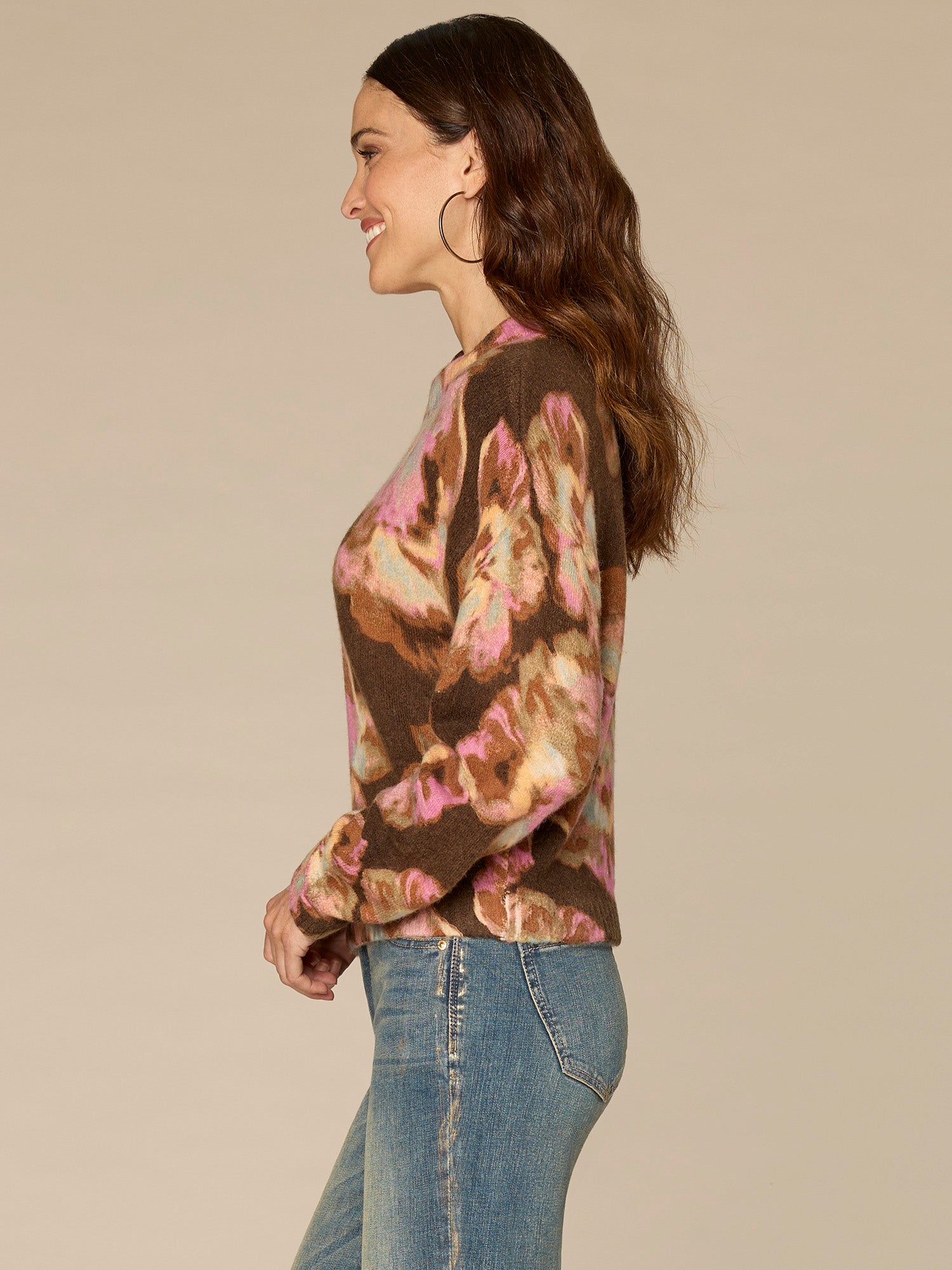 Long Ruched Sleeve Round Mock Neck Abstract Floral Print Sweater - Image 3