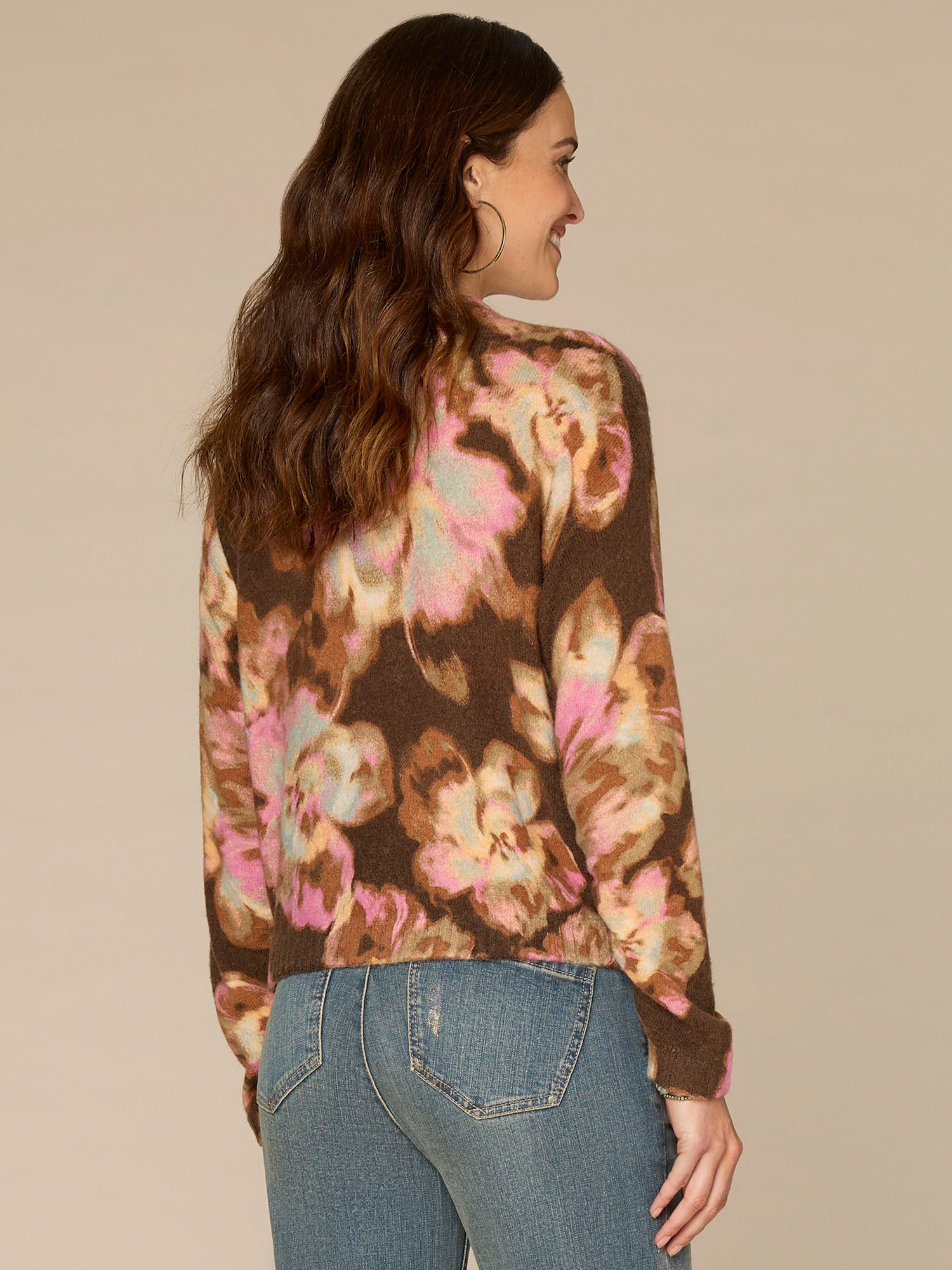 Long Ruched Sleeve Round Mock Neck Abstract Floral Print Sweater - Image 4