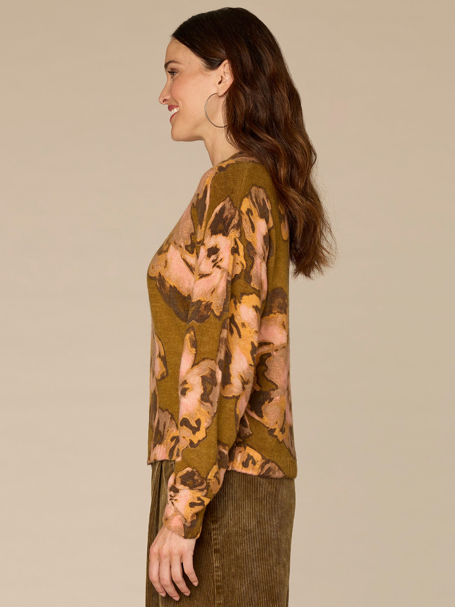 Long Ruched Sleeve Round Mock Neck Abstract Floral Print Sweater - Image 7