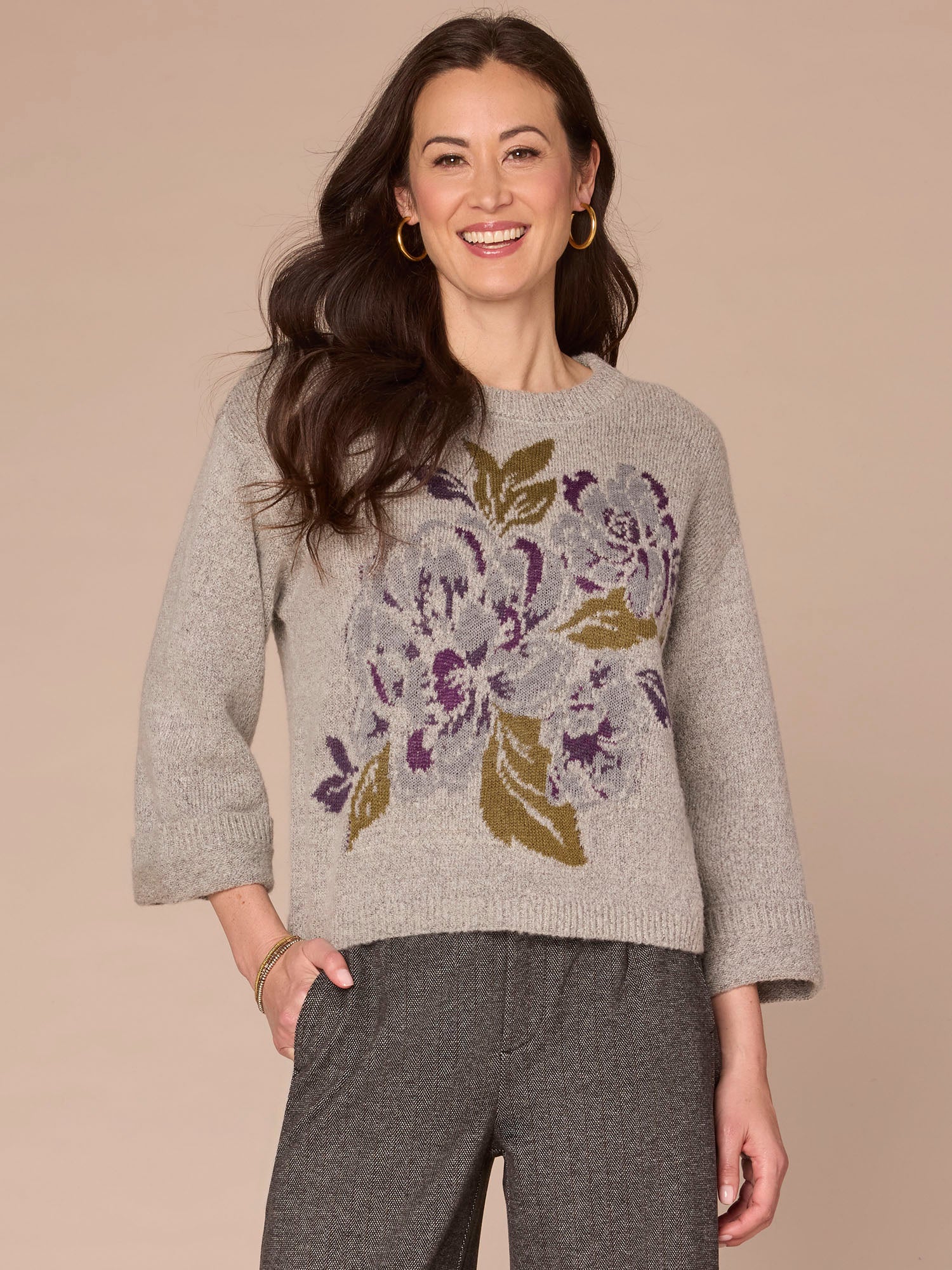 Long Cuffed Sleeve Round Neck Floral Jacquard Sweater