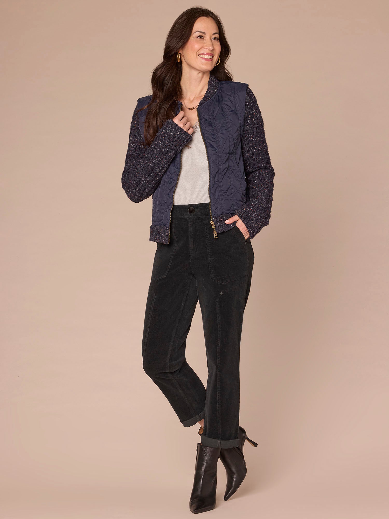 Long Sleeve Stand Collar Zip Front Twofer Quilted Vest Sweater Jacket - Image 4