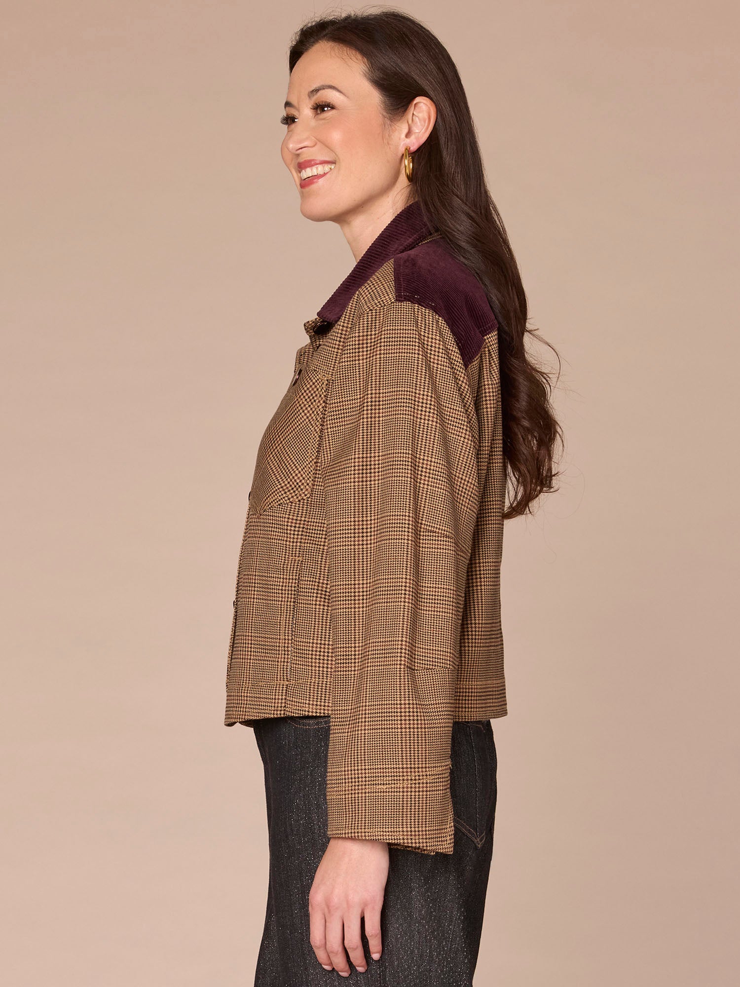 Long Sleeve Button Front Curved Yoke Contrast Corduroy Woven Jacket - Image 2