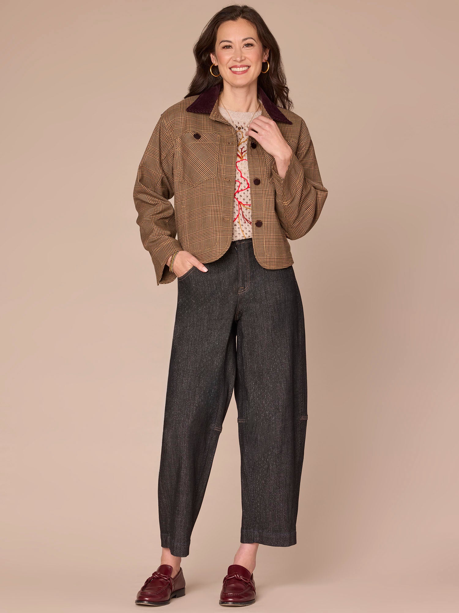 Long Sleeve Button Front Curved Yoke Contrast Corduroy Woven Jacket - Image 4