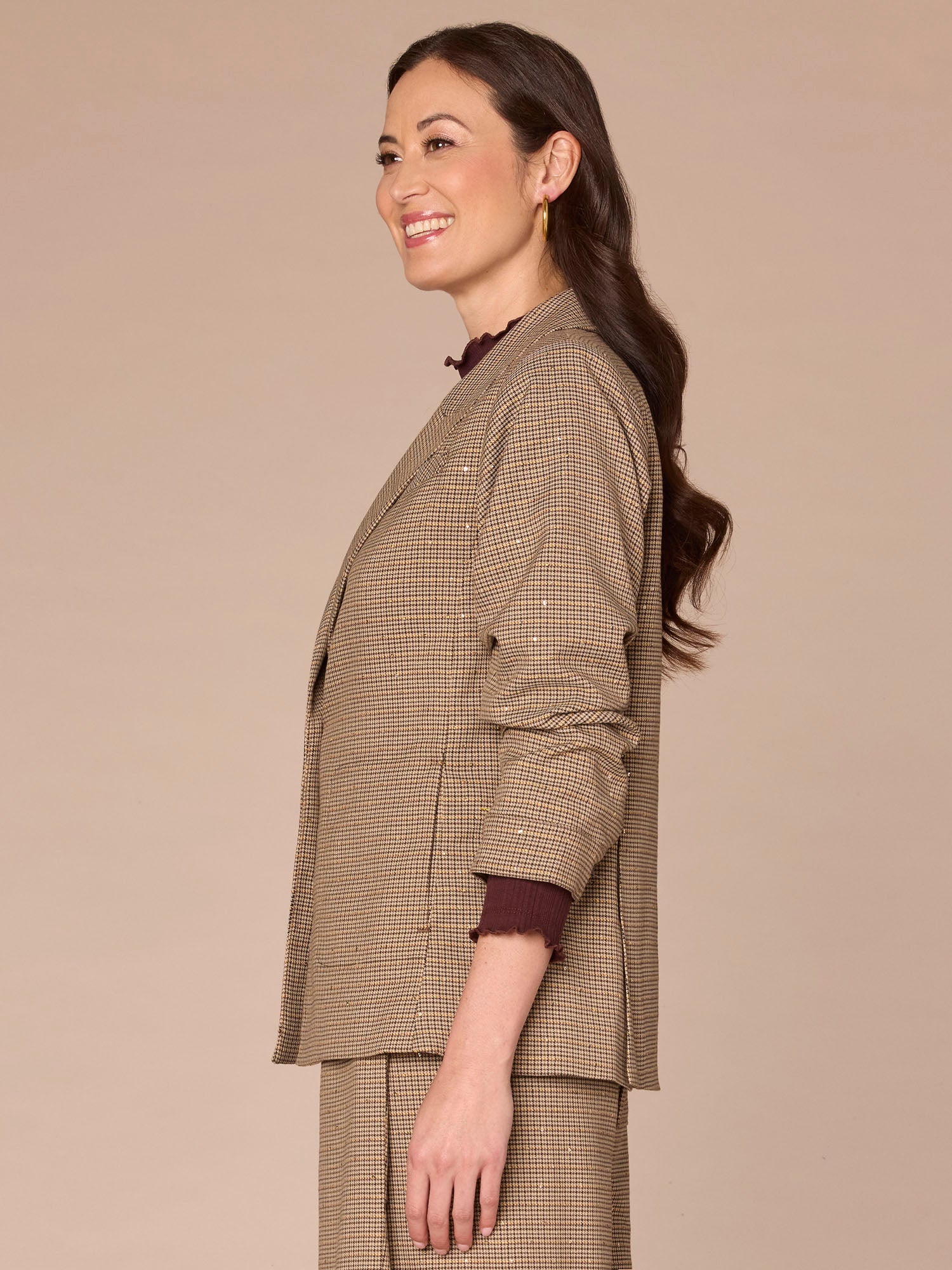 Ruched Sleeve Single Button Woven Blazer with Princess Seaming Pockets - Image 2