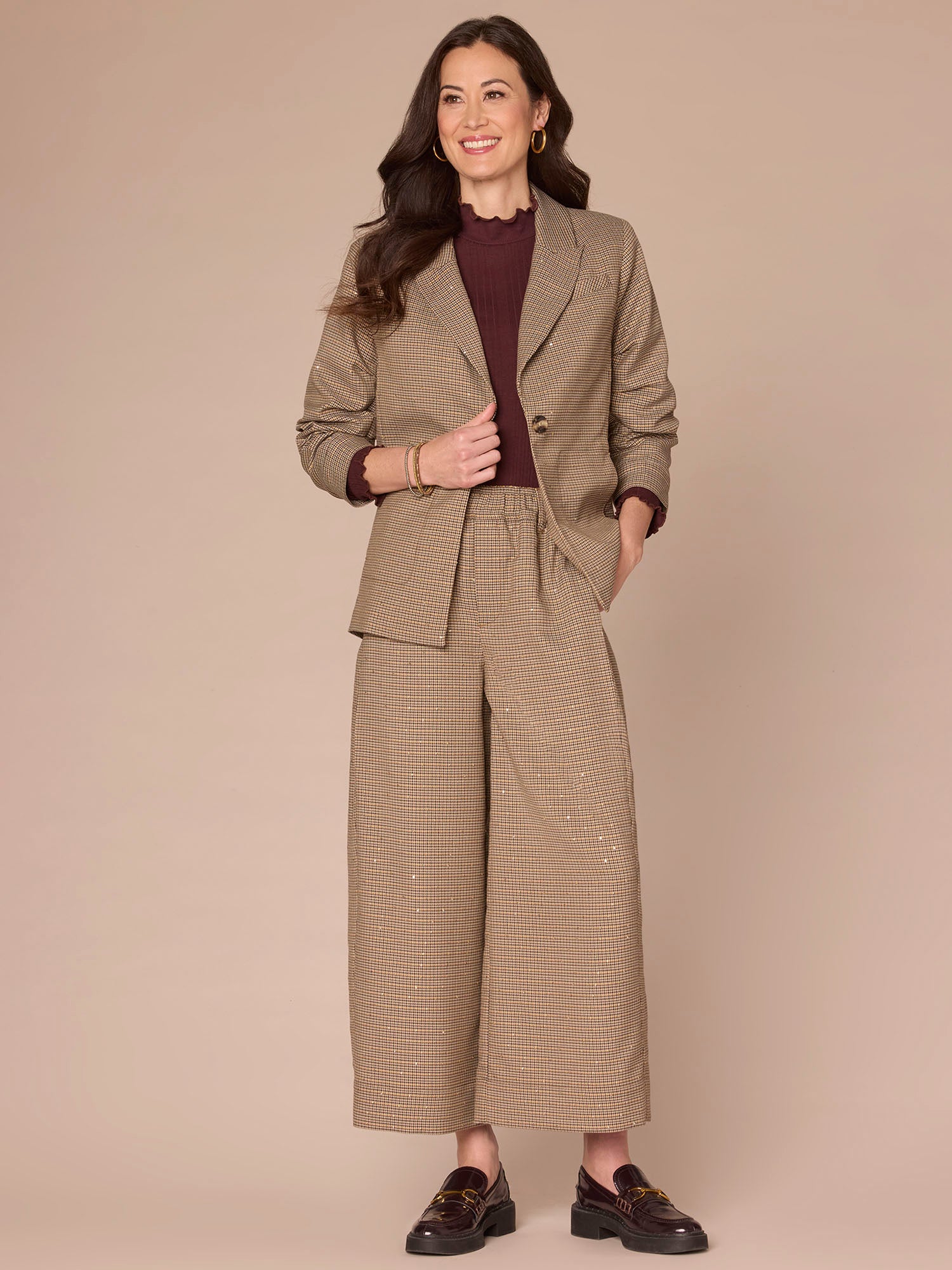 Ruched Sleeve Single Button Woven Blazer with Princess Seaming Pockets - Image 4