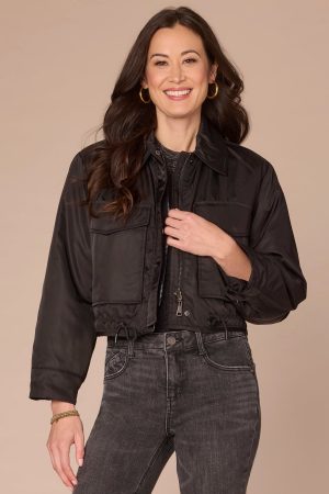 Long Sleeve Oversized Patch Pocket Cropped Reversible Woven Jacket